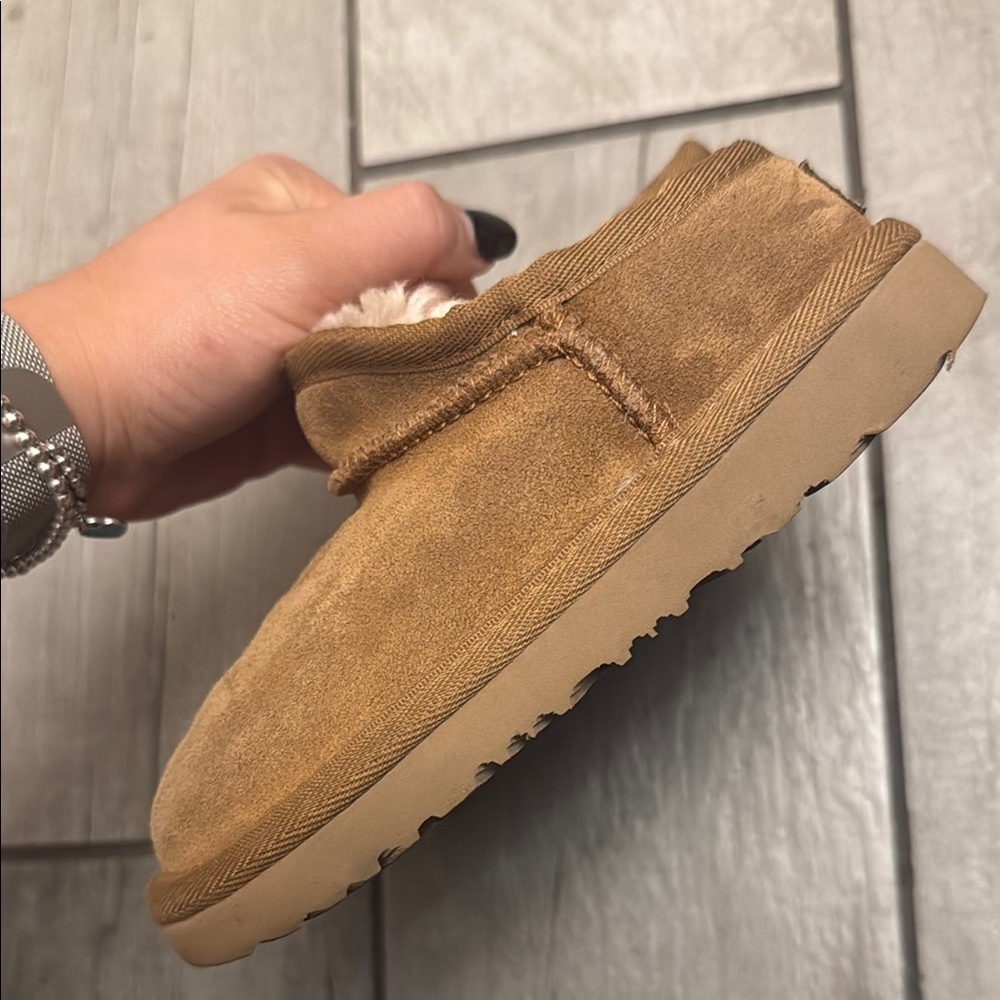 Kids UGG classic bootie slipper